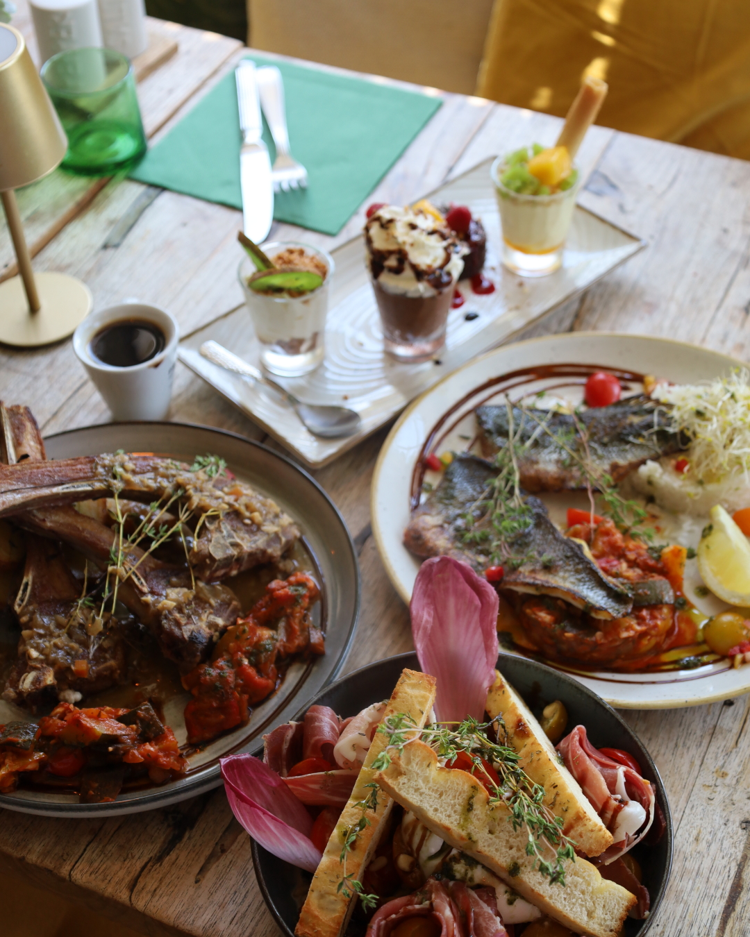 Restaurant Le Faré Six-Fours-Les-Plages Plage Bonnegrâce Cuisine Méditerranéenne Viande & Poisson